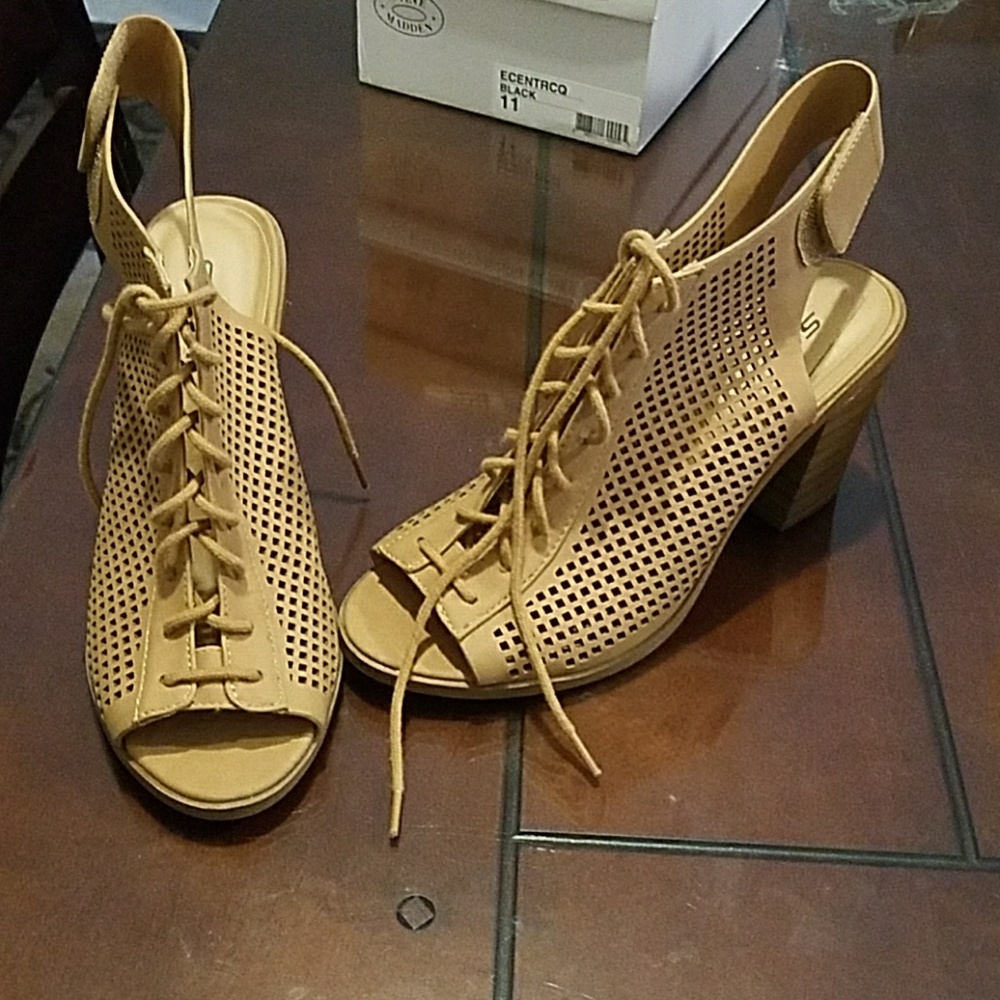 Boot heels